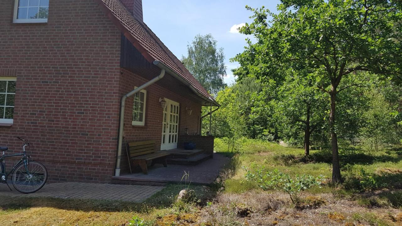 Вилла Ferienhaus Am Waldrand Stedden Экстерьер фото